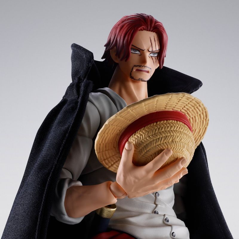 One Piece Shanks Marineford Sh Figuarts