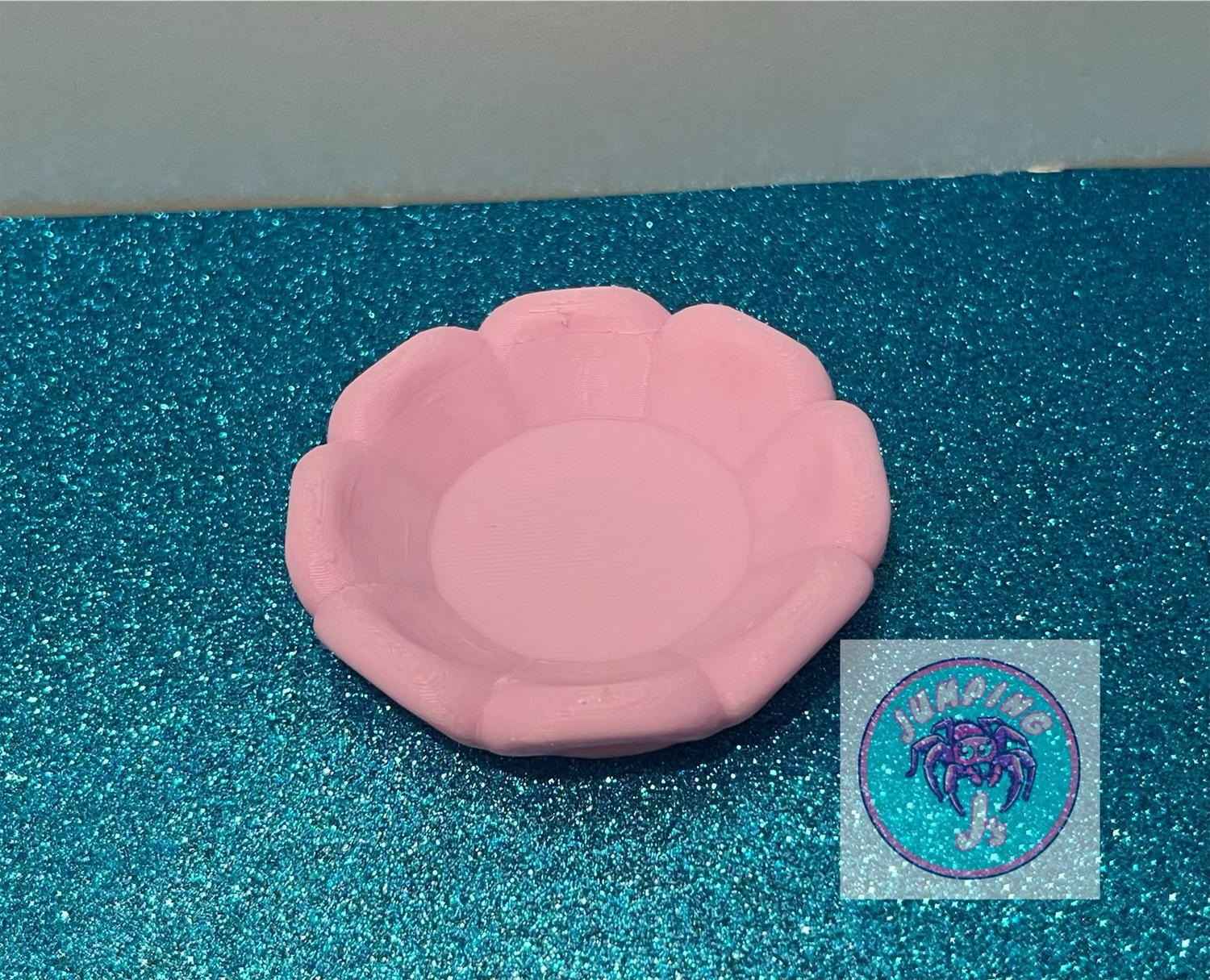 Flower Isopod Feeding Dish