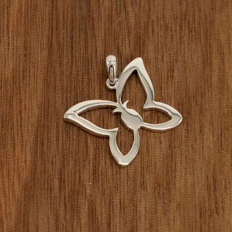 DENNY WONG 14K WHITE GOLD KAPALUA PENDANT (18MM)