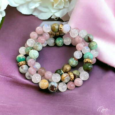Triple bracelet en chrysoprase, pierre de lune et quartz rose