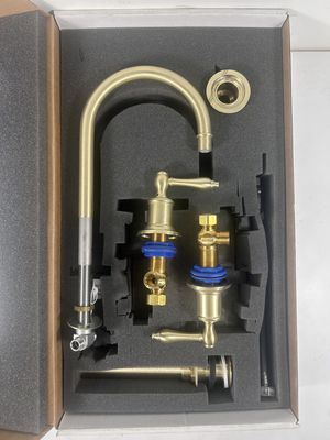 California Faucets: Widespread Faucet Lever Handles