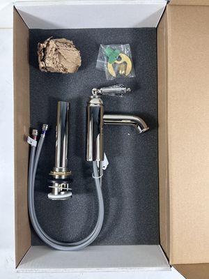 California Faucets: Single Hole Lav Faucet (Polished Nickel)
