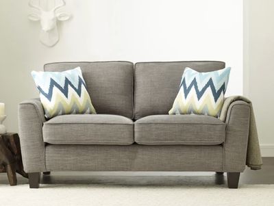 61&quot; Deep Seating Loveseat