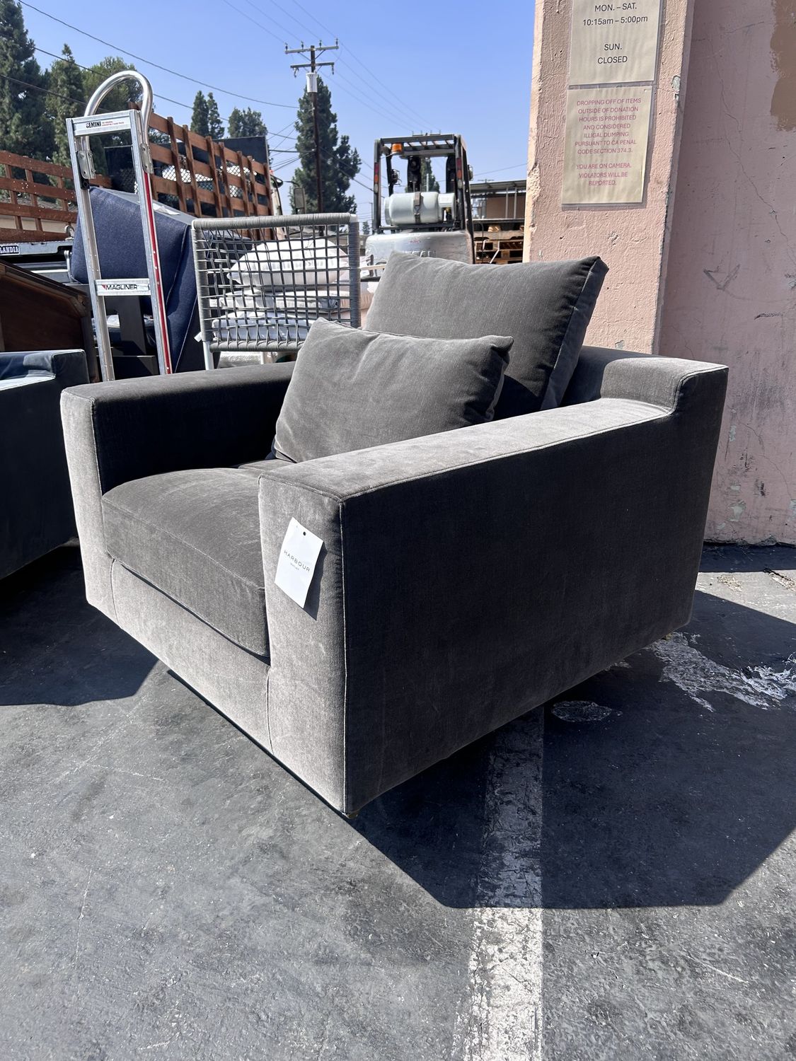 Ocean Lounge Chair