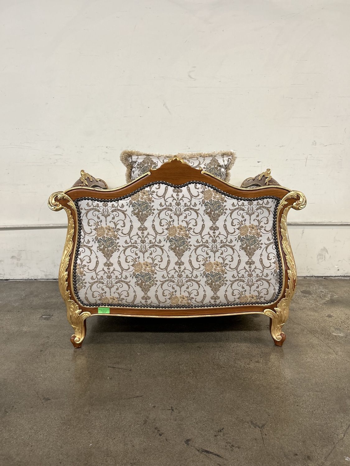Saint Germain Loveseat