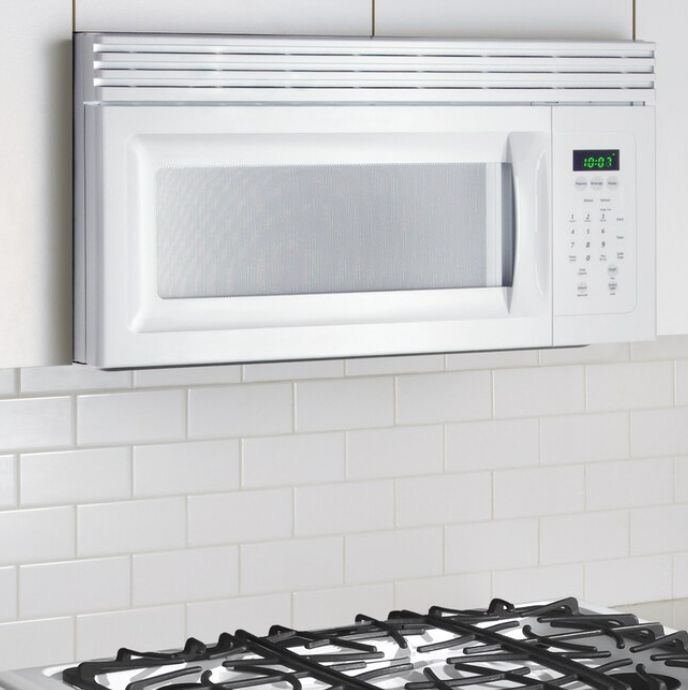 1.5-cu ft 900-Watt Over-the-Range Microwave with Sensor Cooking (White)