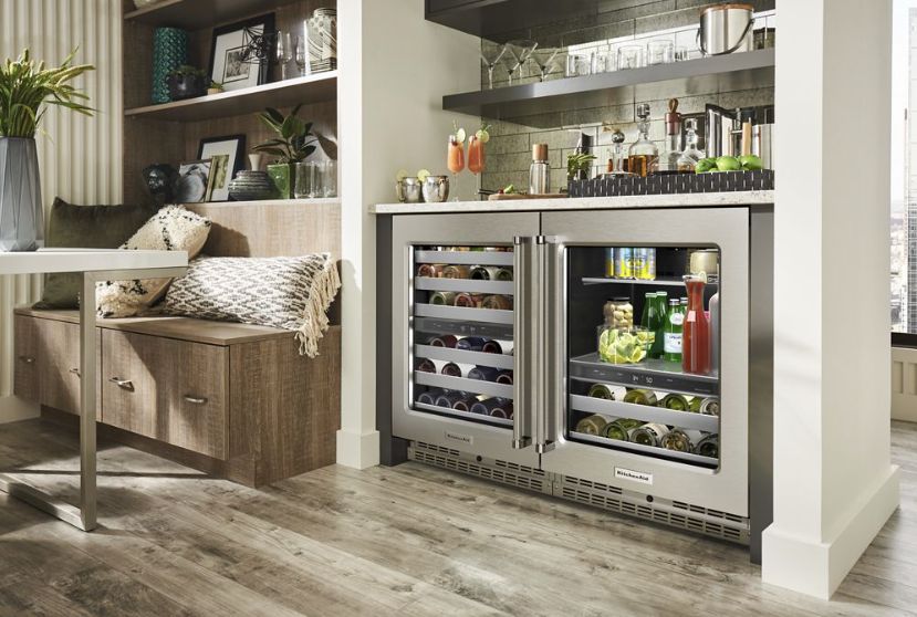 24" Beverage Center with Glass Door and Metal-Front Racks