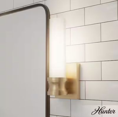 Lenlock 1-Light Alturas Gold Wall Sconce