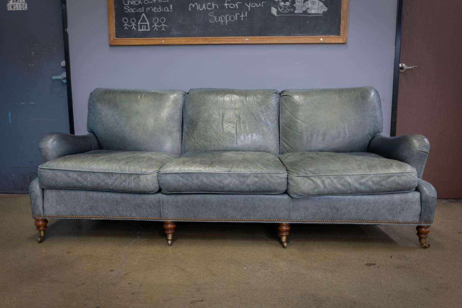 Vintage Hickory Manufacturing Co. Howard Style Loveseat and Sofa Set