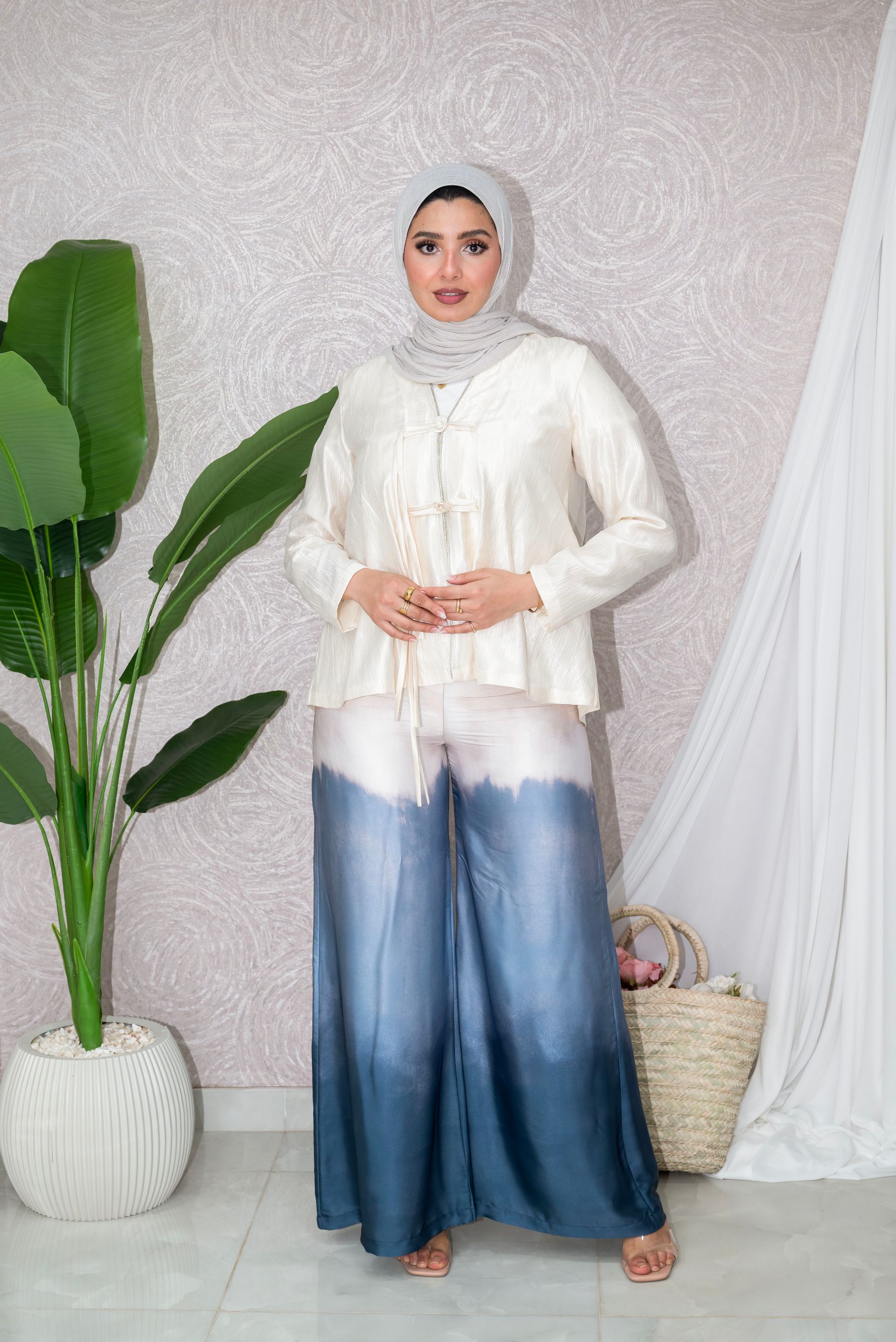 Women's Ombre Blue Wide-Leg Satin Trousers