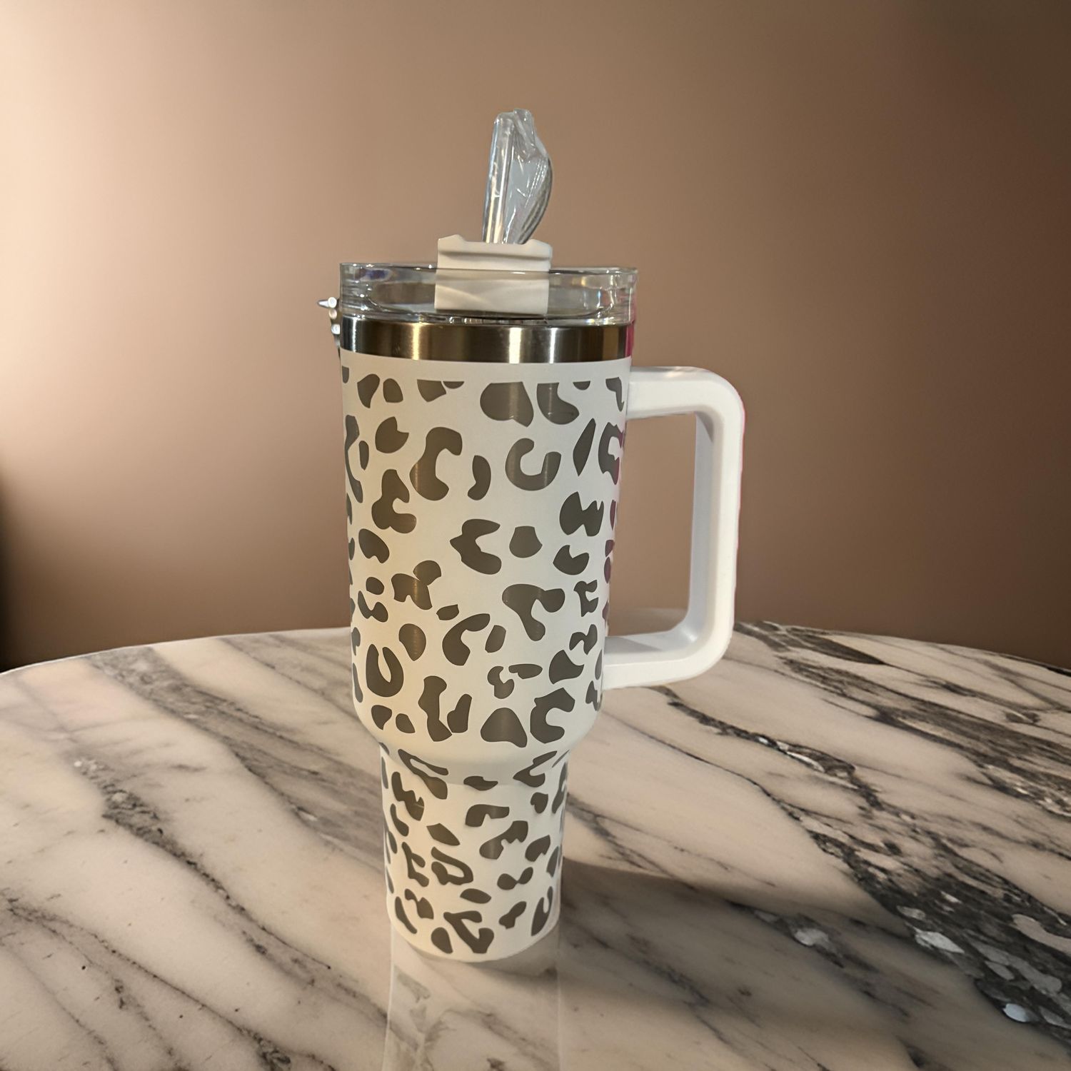 40oz Insulated Cup - White Leopard Print