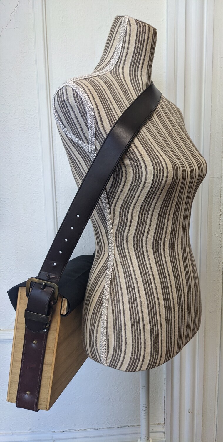 Messenger Box (with snap clasp)
