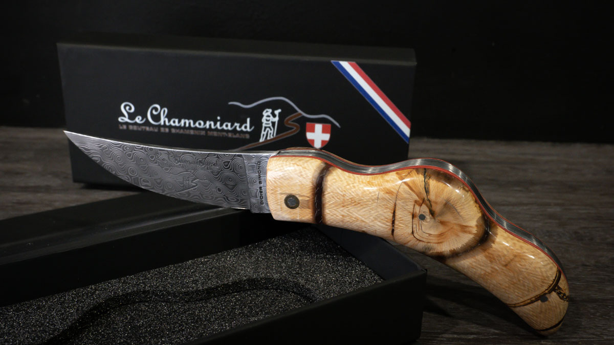 Couteau Le Chamoniard Dent de mammouth et lame Damas