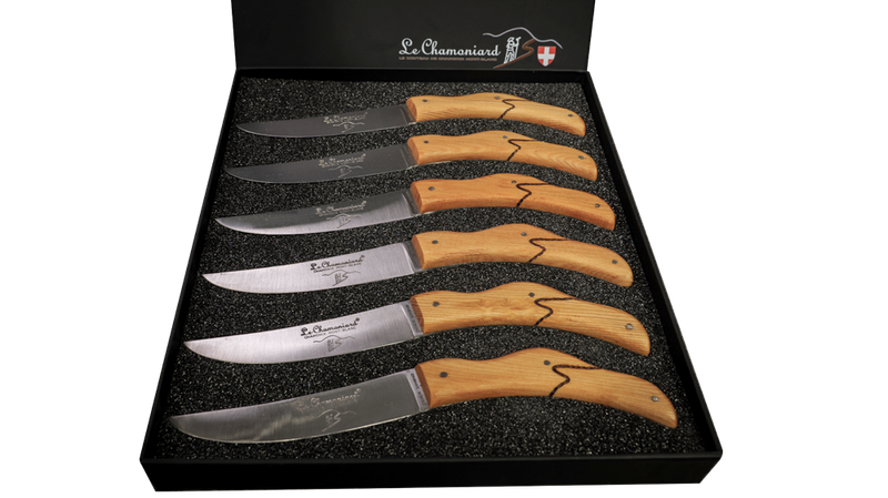 Coffret de 6 couteaux de table Le Chamoniard en Mélèze