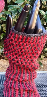 Gloves - Fingerless - Charcoal/Red striped