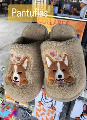 Pantuflas “corgi”