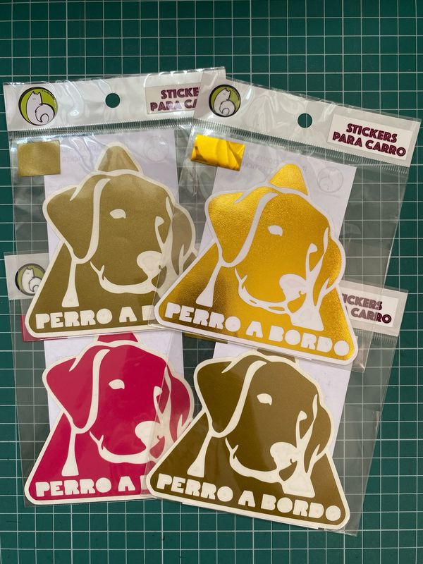 Stickers para carro “Perro a bordo”