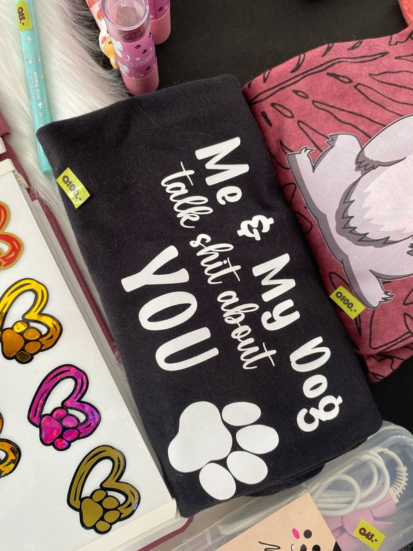 Tshirt “DOGS make me happy”