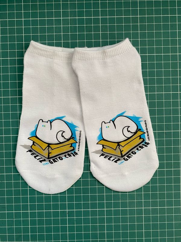 Calcetas diseños GATO EN CAJA