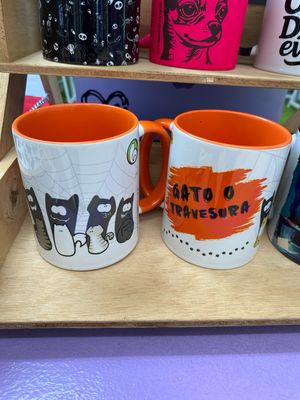 Taza “Gato o Travesura”