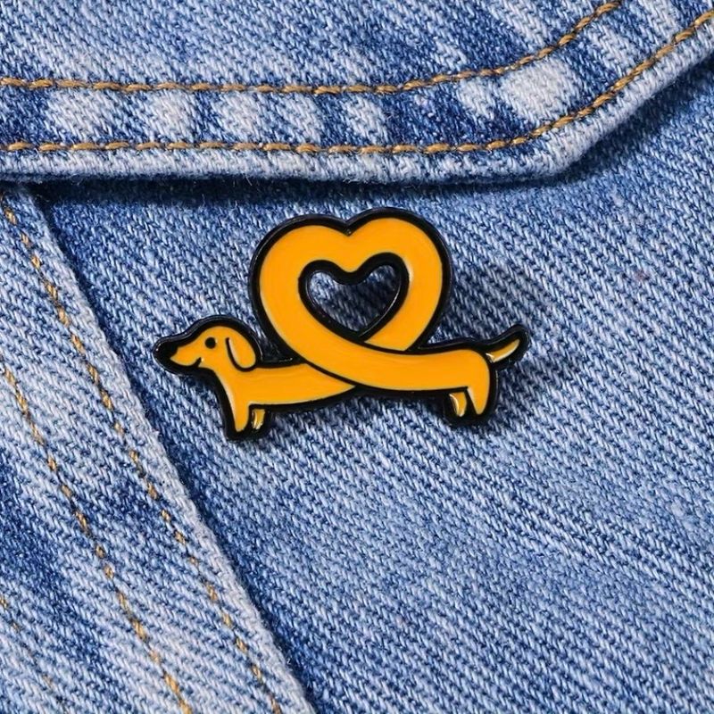 Pin “Salchi Corazón”