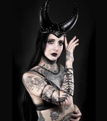 1.12 - Dark Christmas with Heretic Dream