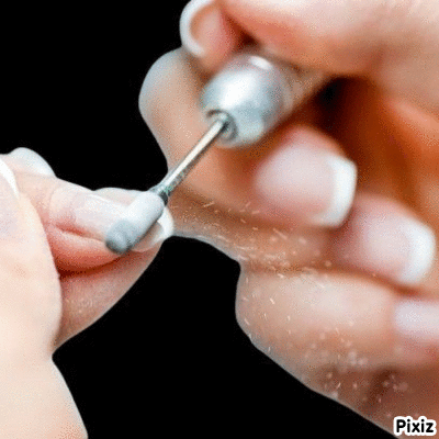 AYITO (Manicure - pedicure) A la gare routière