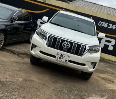 TOYOTA LAND CRUISER PRADO TX