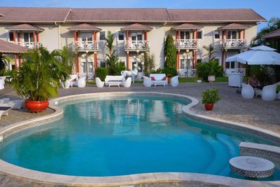 Nomad Suites Residence