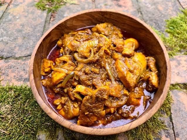Le poulet nyémbwè