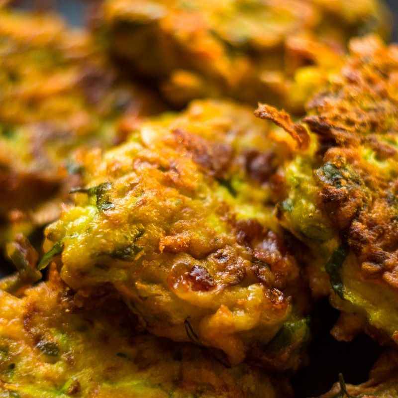 Pancakes aux fanes de carottes
