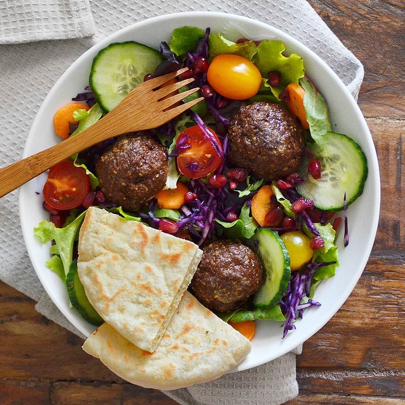 Boulettes de bœuf aux 5 baies en salade