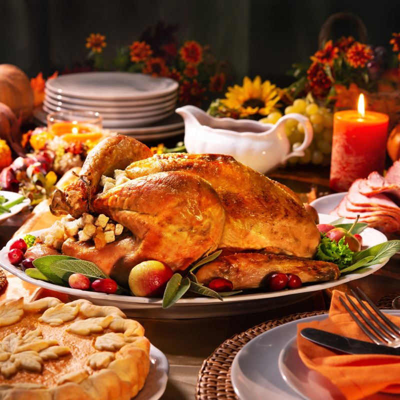 Thanksgiving Dinner (Feeds 6-8 people)
