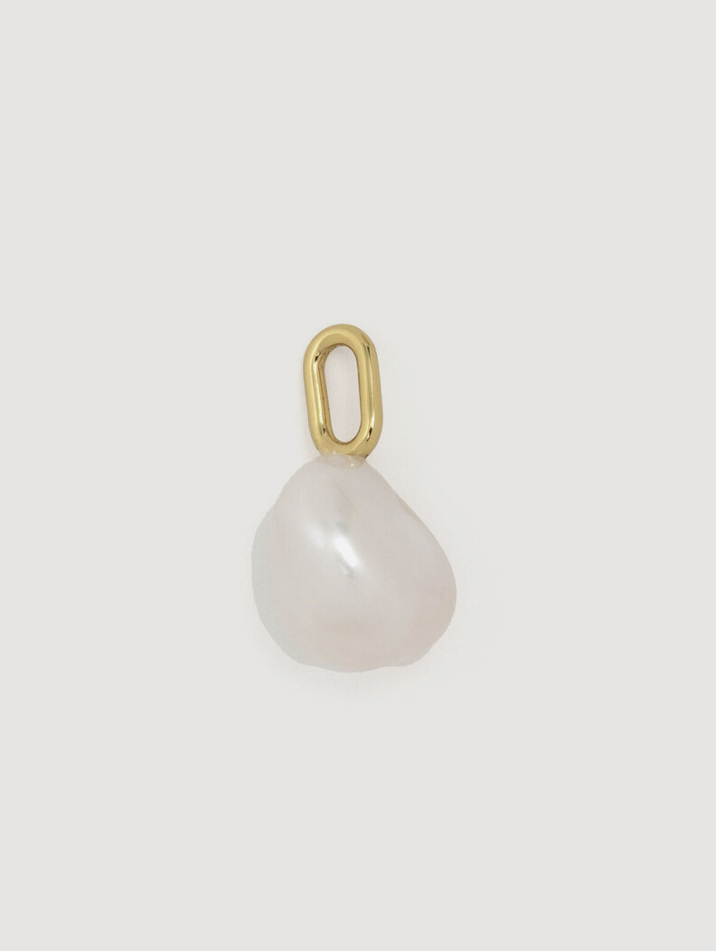 Pearl charm gold
