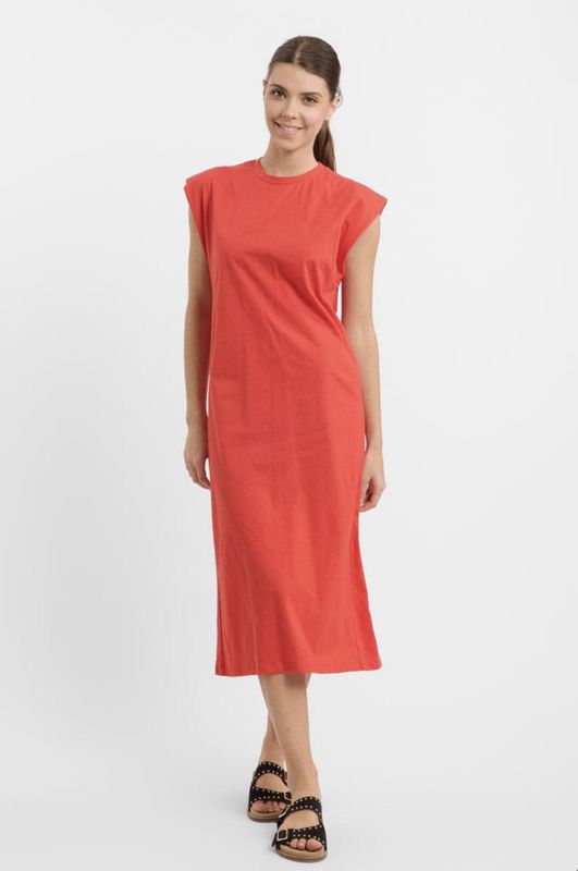 Manon red dress