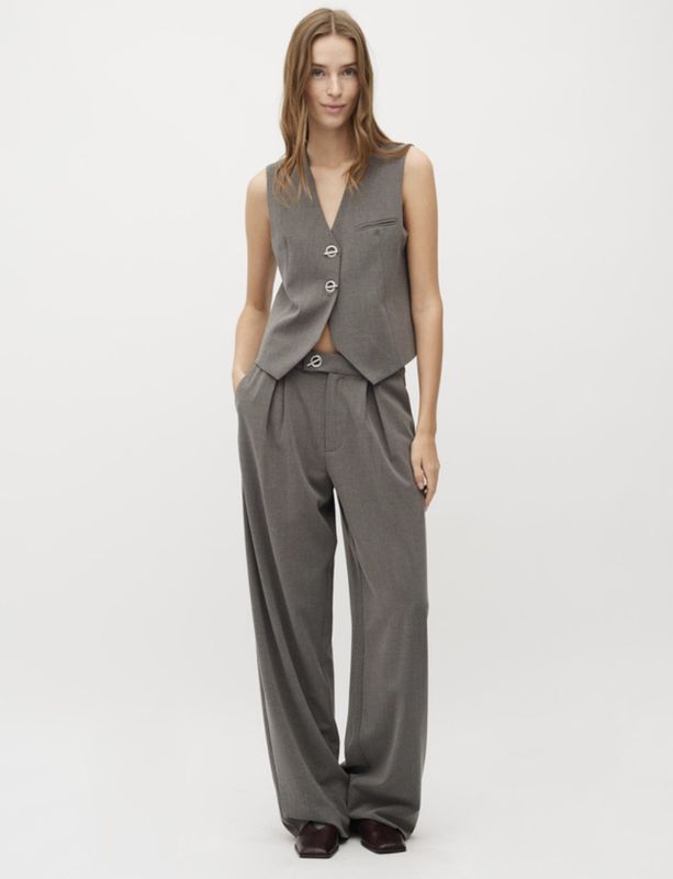 Willah Rosalyn-M Pant