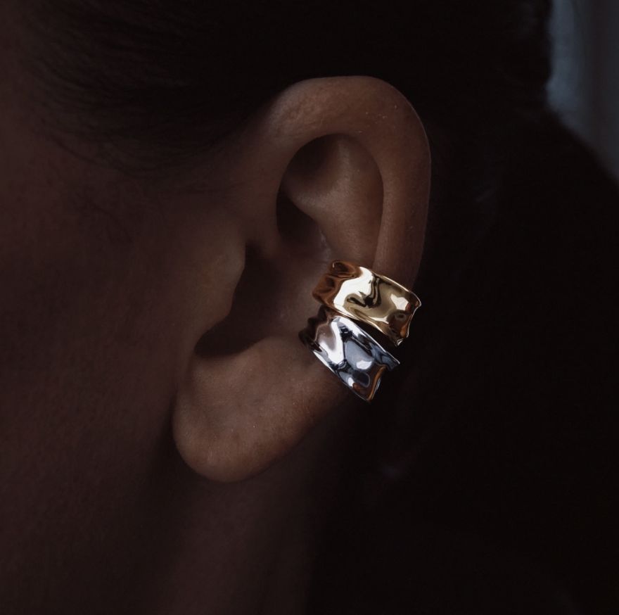 Molten ara small earcuff