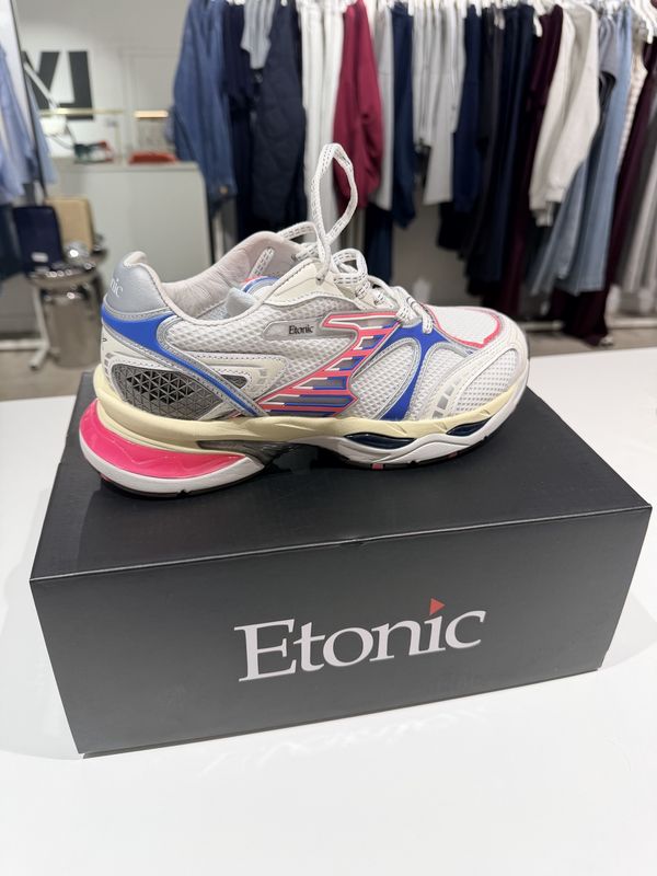 Kendari Bright Petal