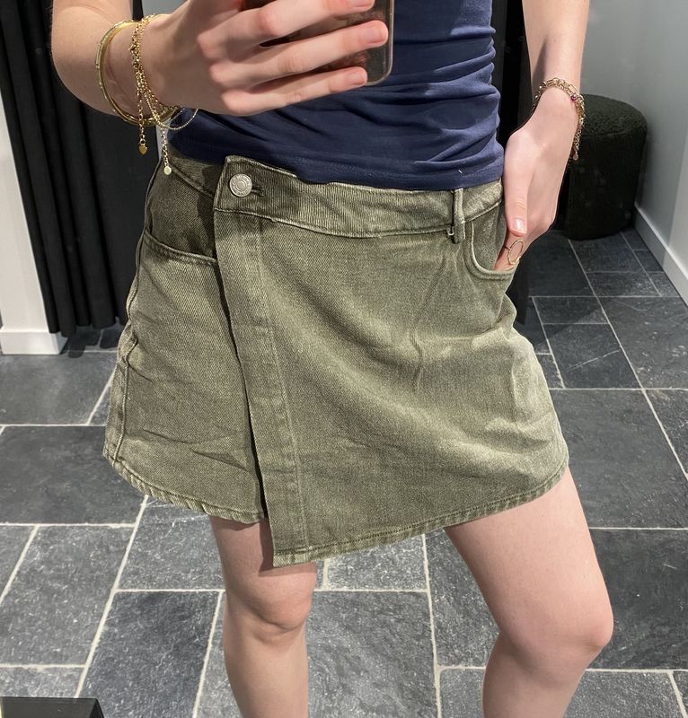 Rosalie Skirt