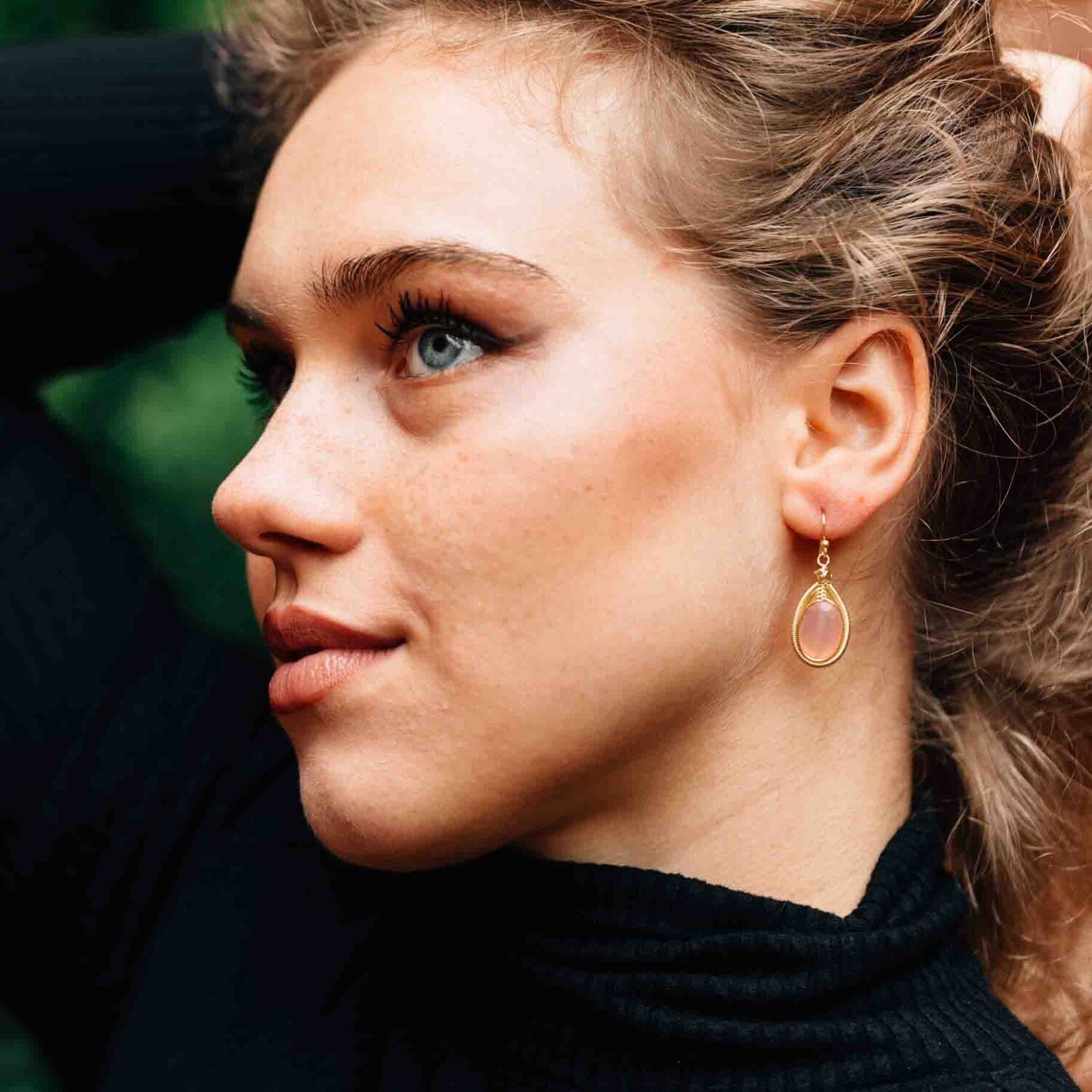Rose Onyx Drop Earrings