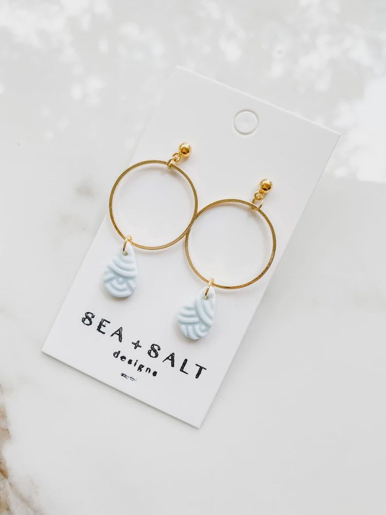 Circle Teardrop Light Aqua Blue Dangle