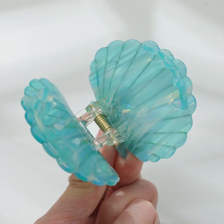 Oceane Medium | Multi Color Seashell Eco-Friendly Claw Clip