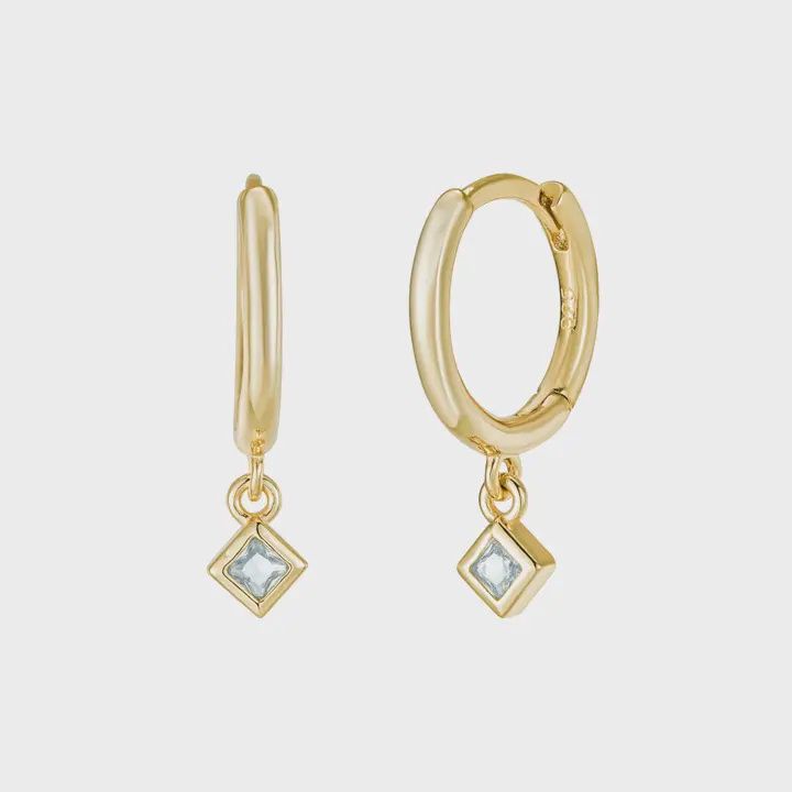 Claira Hoops