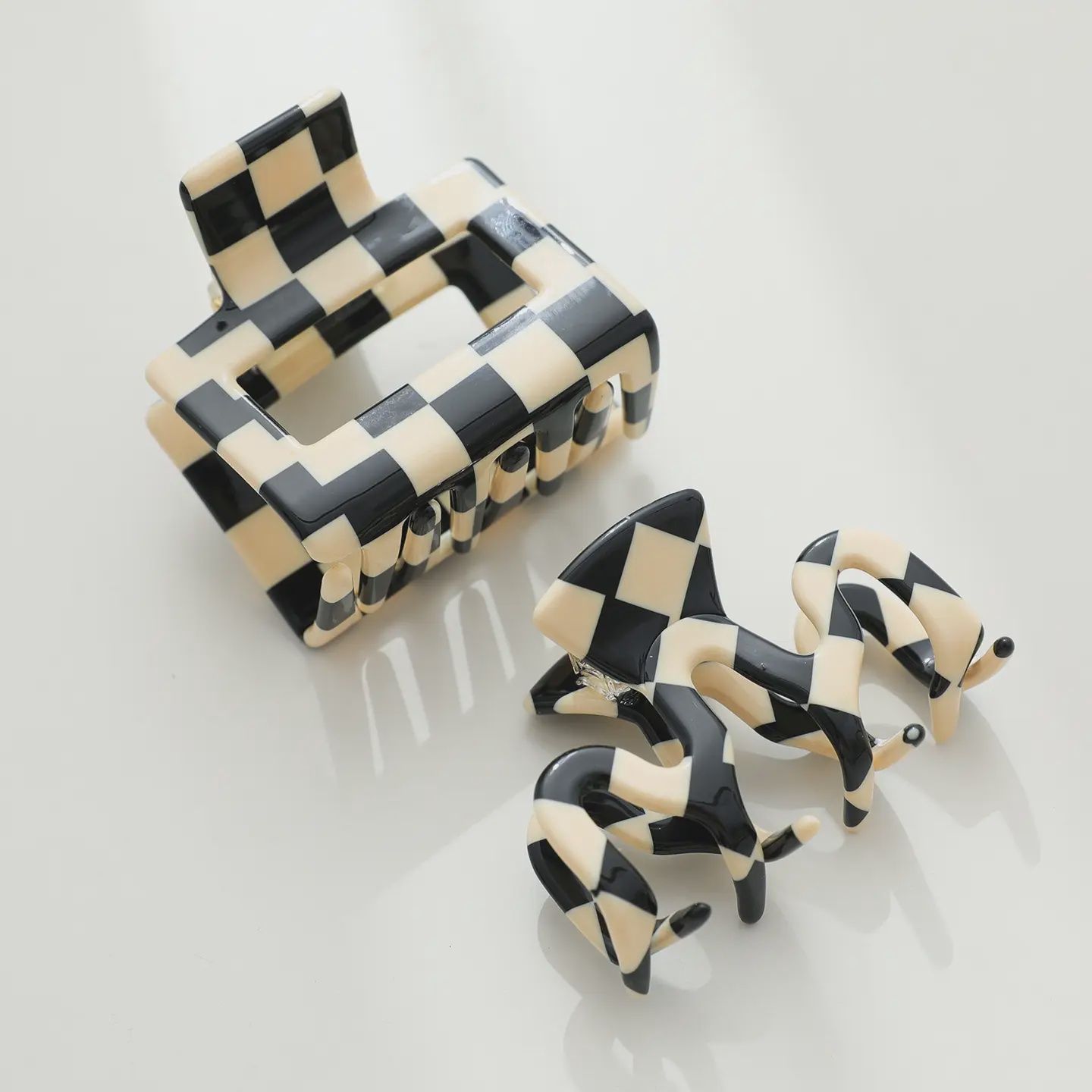 Checkmate | Assorted Eco-Friendly Claw Clips