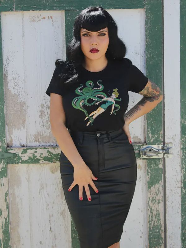 Girl with Octopus Fitted Tee in Black