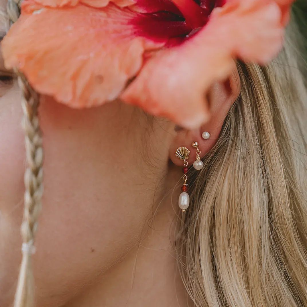 Wind &amp; Sea Earrings Hibiscus Red/Gold