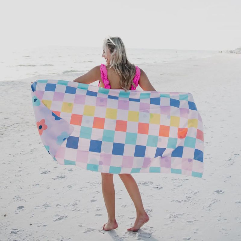 Flowers &amp; Check Quick Dry Towel | Multicolored