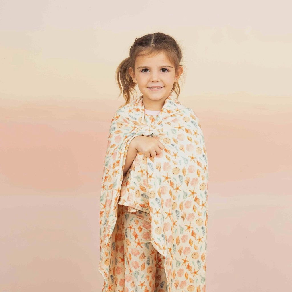 Sandy Seashells Luxury Bamboo Blanket