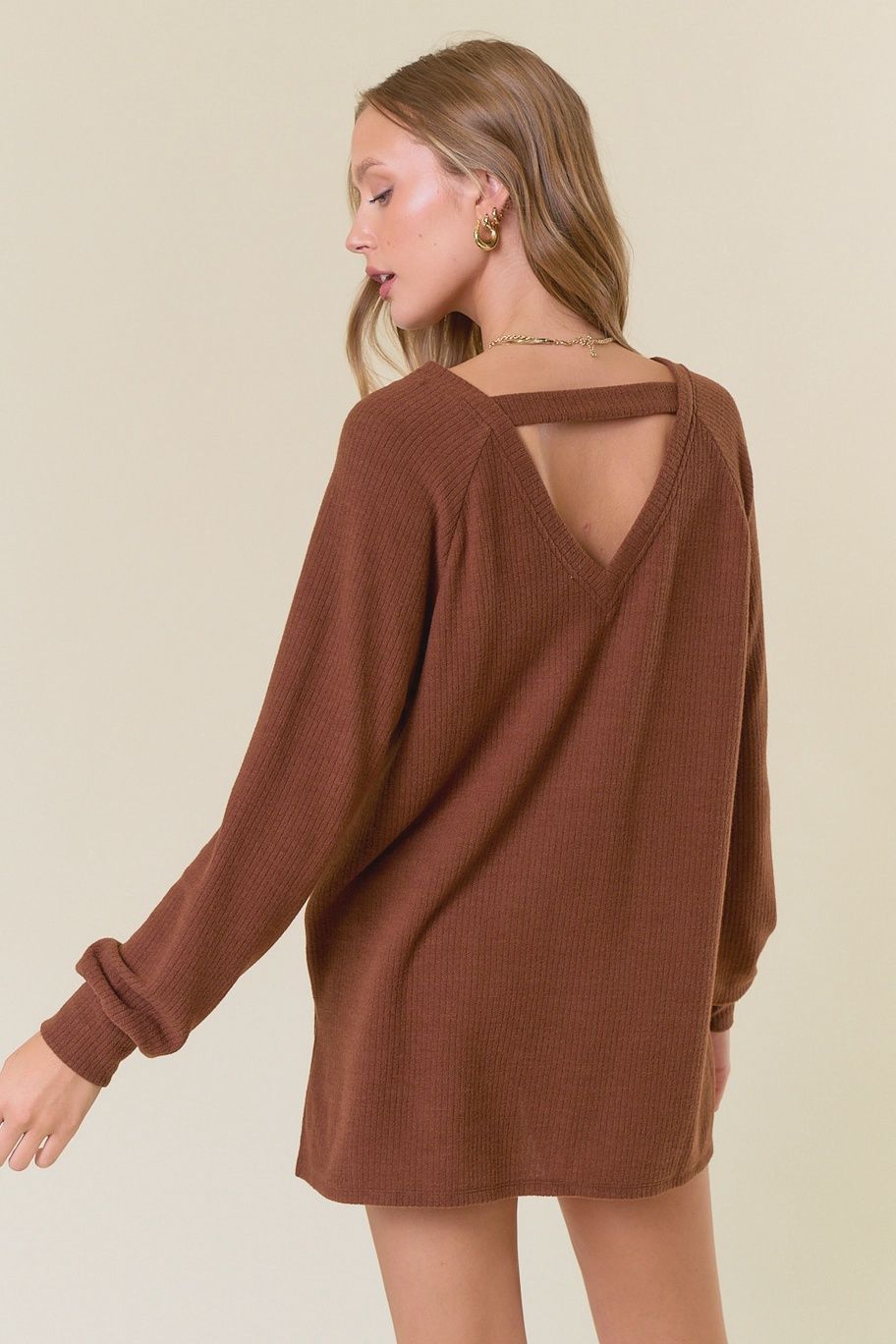 Brushed Rib Double V-Neck Raglan Long Sleeve Top/Coffee
