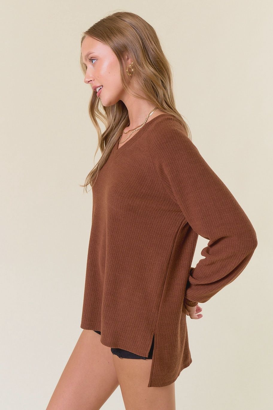 Brushed Rib Double V-Neck Raglan Long Sleeve Top/Coffee